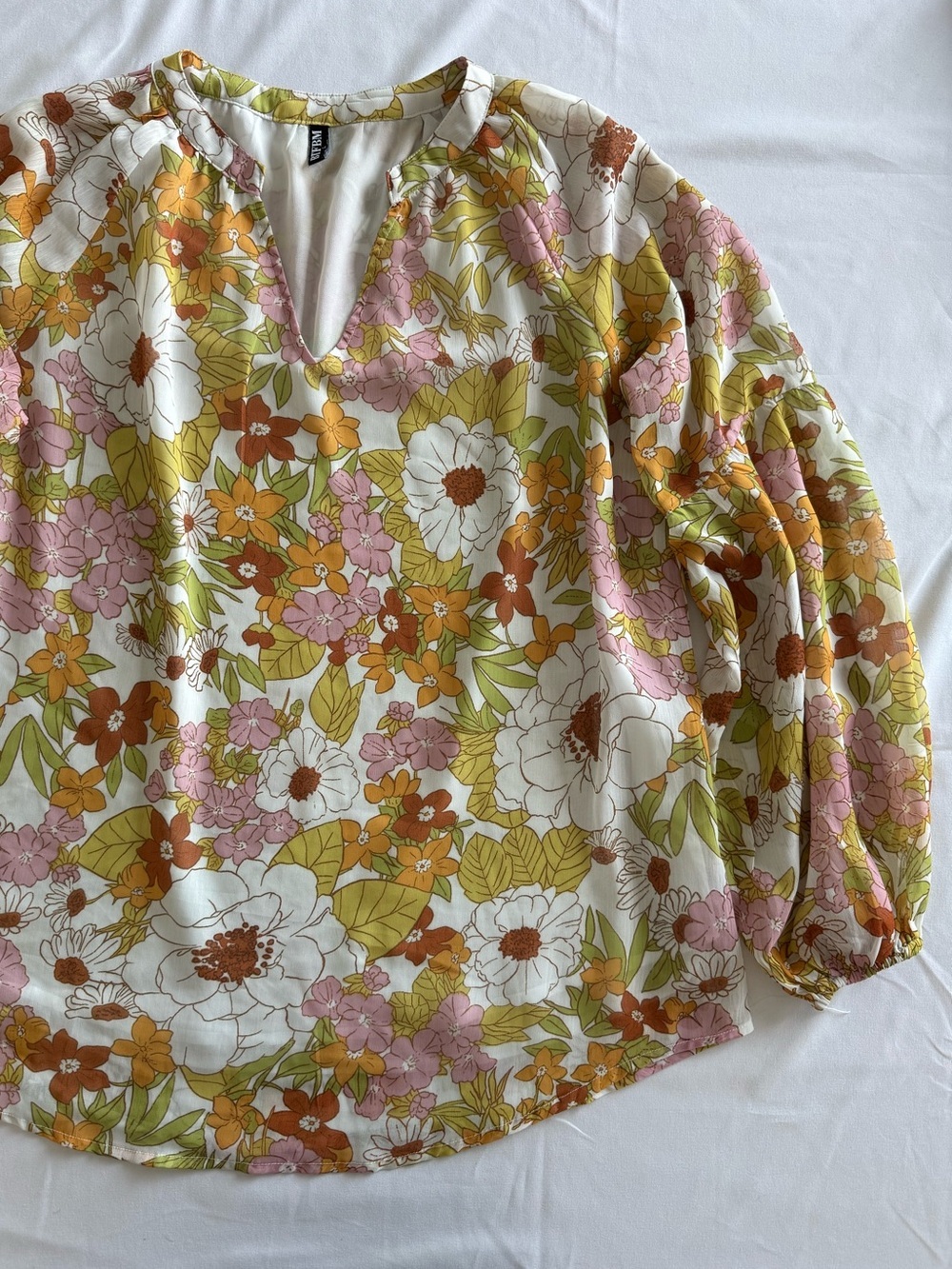 BYFBM Floral V-Neck Balloon Sleeve Blouse in Yellow & Orange - Picture 5 of 9